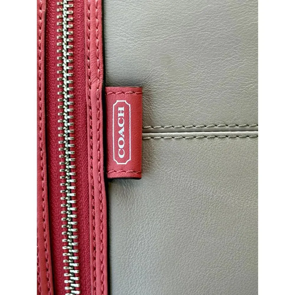 Leather Crossbody Messenger iPad eReader w Adjustable Strap